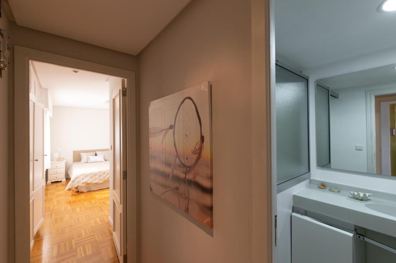 Light And Bright Apartment In Central Valência Exterior foto